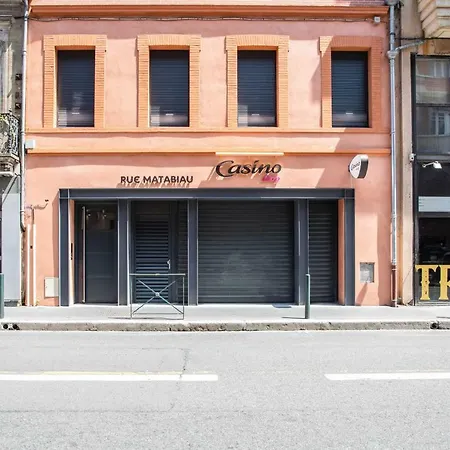 304 - Duplex Et Moderne - Jeanne D'arc, *