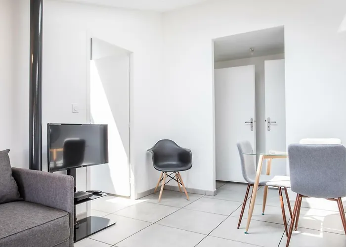 304 - Duplex Et Moderne - Jeanne D'arc,